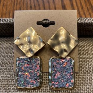 Druzy Post Earrings